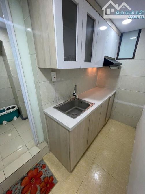 Bán tập thể tầng 1 phố Bùi Ngọc Dương, 2 ngủ cách cv tuổi trẻ 200m. Trung tâm Hai Bà Trưng - 3