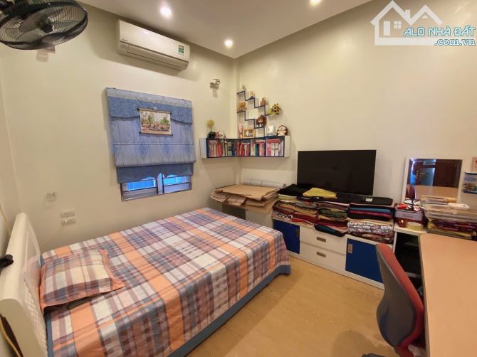 BÁN NHÀ MẶT NGÕ NGUYỄN HOÀNG - CẦU GIẤY 55m2x5T - MT 6m - 19.3 TỶ - GARA Ô TÔ - 30m RA PHỐ - 3