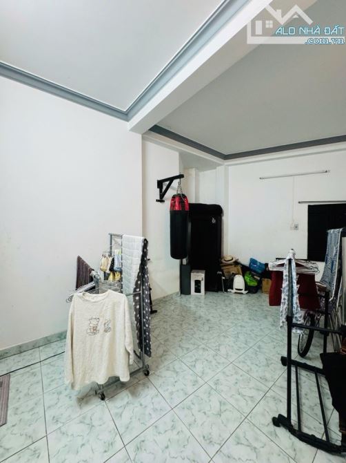 HẺM 1 TRỤC - SÁT MT - HOÀNG HOA THÁM - P5 BÌNH THẠNH - NHÀ 4 TẦNG - 33M2 - CHỈ 6.99T TL - 4