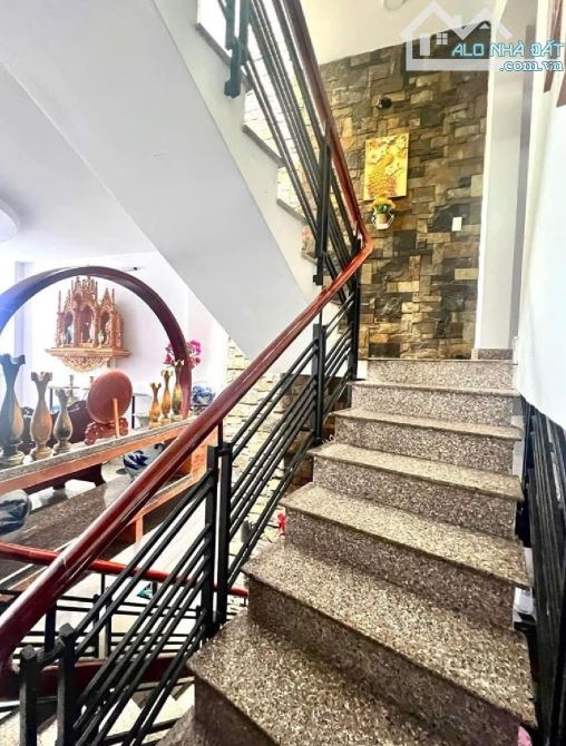 Bán nhà HẺM OTO_ sát MẶT TIỀN NGUYỄN THỊ KIÊU Q12_ 4 tầng_4x17m_ chỉ 6ty600 - 4