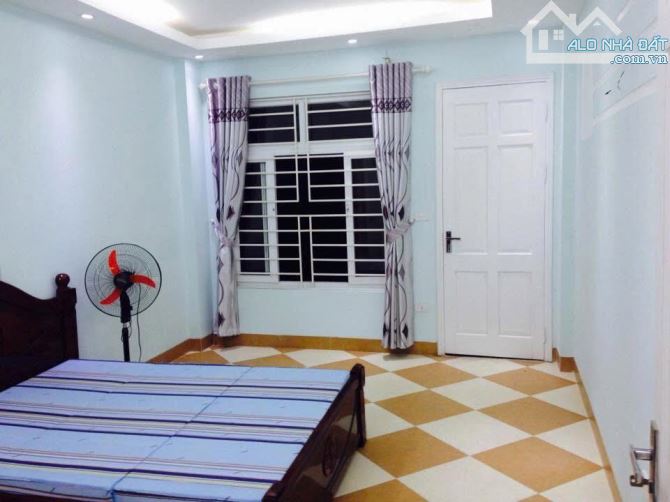 Cho thuê nhà ngõ ô tô Nguyễn Quý Đức, 5 tầng x 33m2, 3 ngủ, 4 vệ sinh, 13.5 Triệu - 4