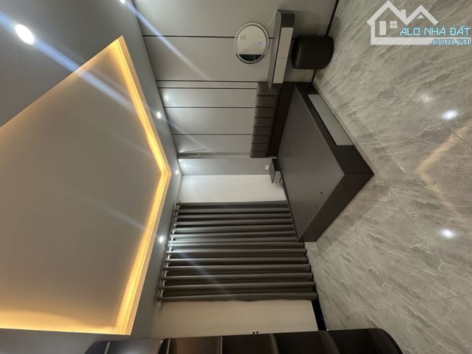 Bán nhà Thanh Am Long Biên hưởng tiện ích liền kề , 5 tầng mới đẹp long lanh chỉ 5.7 tỷ - 4