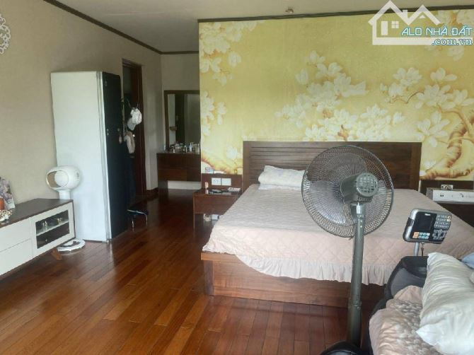 🎇Bán Căn nhà Đẹp Tại Nguyễn Sơn- 215m MT10m- Trung Tâm Quận An Sinh Tuệt - 4