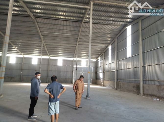 Cho thuê kho mặt phố Văn Tiến Dũng, Bắc Từ Liêm. DT 3000m, cao 7m, có điện 3fa, nước sạch. - 4
