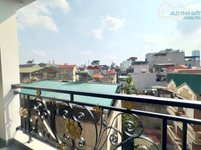 XUÂN LA -TÂY HỒ - NHÀ MỚI KOONG - 6 NGỦ 4 WC. - VỪA Ở VỪA CHO THUÊ --Ô TÔ CÁCH NHÀ 30M. - 4