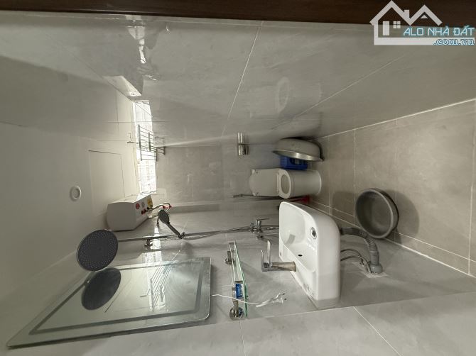 Nhà 5T vị trí đẹp sát Mp Giảng Võ hai mặt thoáng dt 25m mt 3m giá nhỉnh 6 tỷ cách oto đỗ - 4