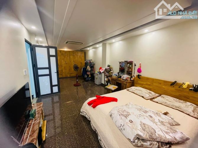 🏠🏠🏠Chào bán nhà Vinhomes riverside 5 tầng dân xây độc lập giá 5,xx tỷ - 4