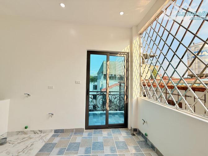 Trung tâm phường Vĩnh Hưng, nhà mới cực thoáng sáng, 38m2, nhiều ngủ, full nội thất. - 4