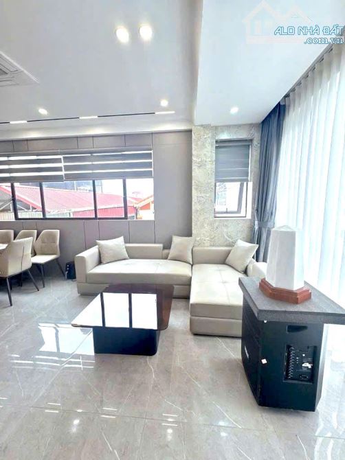 NHÀ 6 TẦNG, 38 M², LÔ GÓC - PHỐ NGUYỄN SƠN LONG BIÊN,THANG MÁY, FULL NỘI THẤT - 4