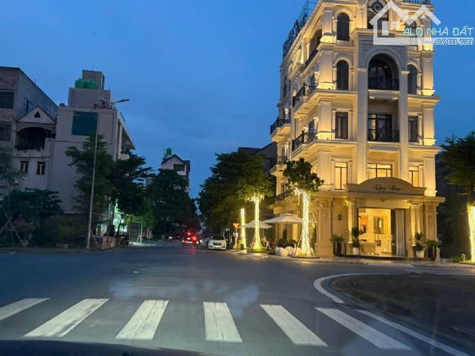 9.5 tỷ/103 M2/ 23 M tiền/ Lô Góc/ Ngã Tư/khu Đô thị Phố Hồ - 4