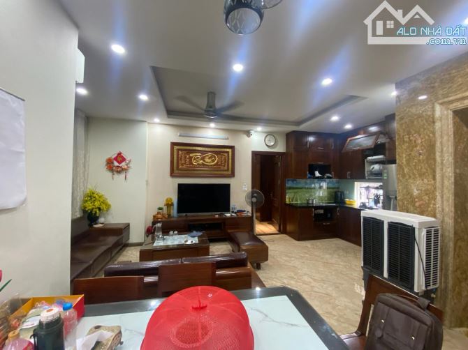 Bán liền kề thang máy kinh doanh Thanh Bình Mỗ Lao dt 100 6t - 4