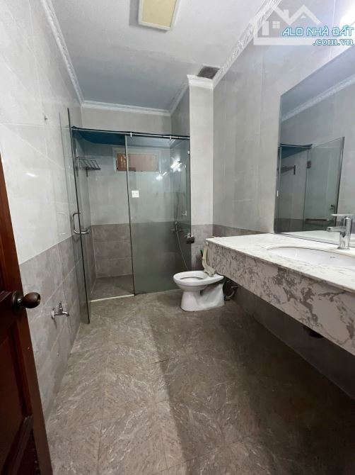 Cho thuê nhà Conic 120m2 5PN 4WC giá chỉ 16 triệu/tháng. LH ngay. - 4