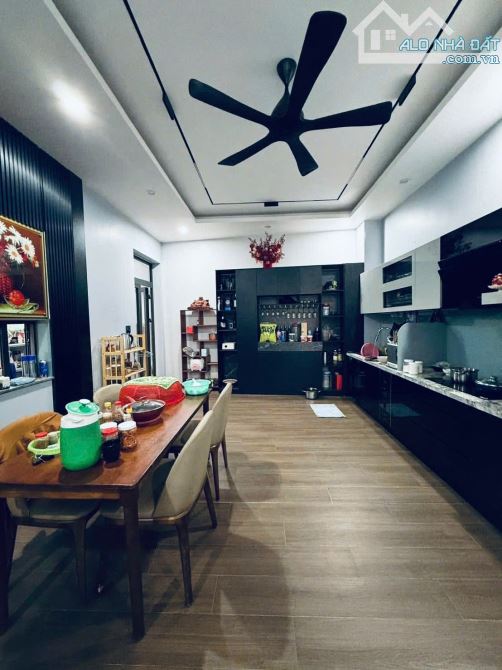 Bán Biệt Thự 200m2 1 Trệt 1 lầu KDC Tân Phong chỉ 10,5 tỉ - 4