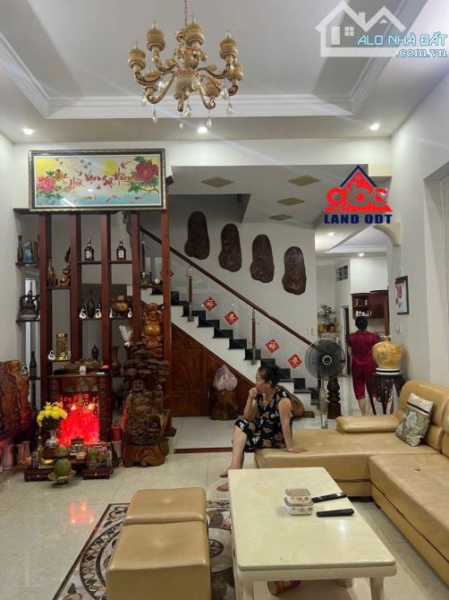 Bán nhà biệt thự 1 trệt 1 lầu sổ riêng thổ cư p. Tân Phong - 4
