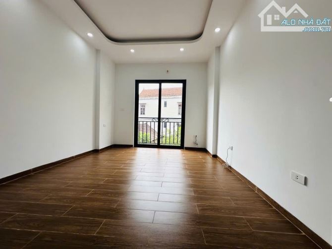 B.Á.N NHÀ THỊ TRẤN ĐAN PHƯỢNG, TRƯỚC NHÀ 3.5M,  THOÁNG TRƯỚC SAU , Ở SƯỚNG 48M2, 4 TỶ 7 - 4