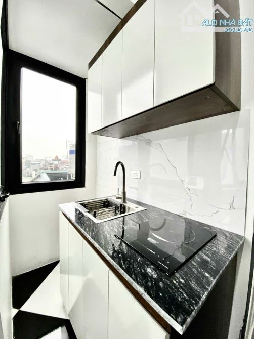 Cho thuê phòng studio 30m² full nội thất tại số 1 ngách 9 ngõ 180 Phú Thượng giá 4.3 triệu - 4