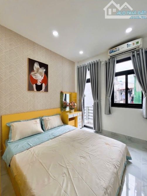 Nhà 3 tầng hẻm Nguyễn Kiệm đối diện Bệnh viện 175 Gò Vấp nhỉnh 3 tỉ - 4