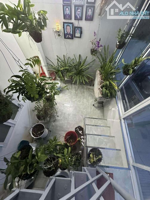 bán nhà 4 tầng mới BTCT Lê Thị Bạch Cát, giá tốt 4.65 tỷ, trung tâm Q11 - 4