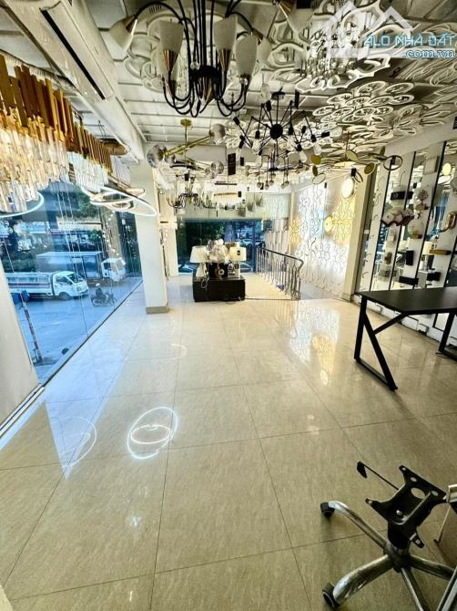 BÁN NHÀ MẶT PHỐ NGUYỄN TRÃI THANH XUÂN LÔ GÓC 65M x 6 TẦNG  GIÁ 29TỶ - 4