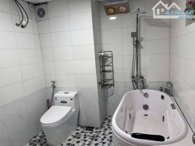 7.9 TỶ - 132M2 - CHCC 197 TRẦN PHÚ VĂN QUÁN - 3PN - FULL NỘI THẤT - TIỆN ÍCH NGẬP TRÀN - 4