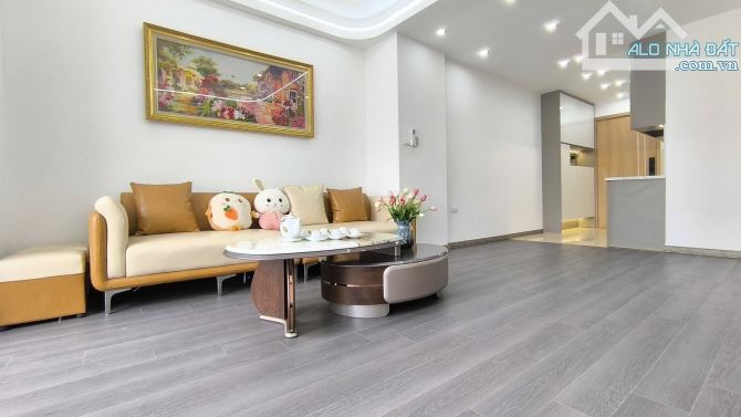 TẶNG FULL NỘI THẤT - CHUNG CƯ CAO CẤP 2 NGỦ, MẶT PHỐ LÊ VĂN LƯƠNG, 66m2 GIÁ CHỈ 5.5 TỶ - 4