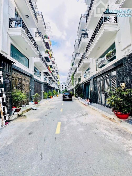 NHÀ ĐẸP THÀNH ĐÔ – TX38, Q.12 – 52M² (4x13) – TRỆT 3 LẦU, 5PN 6WC, FULL NỘI THẤT – 5.9 TỶ - 4