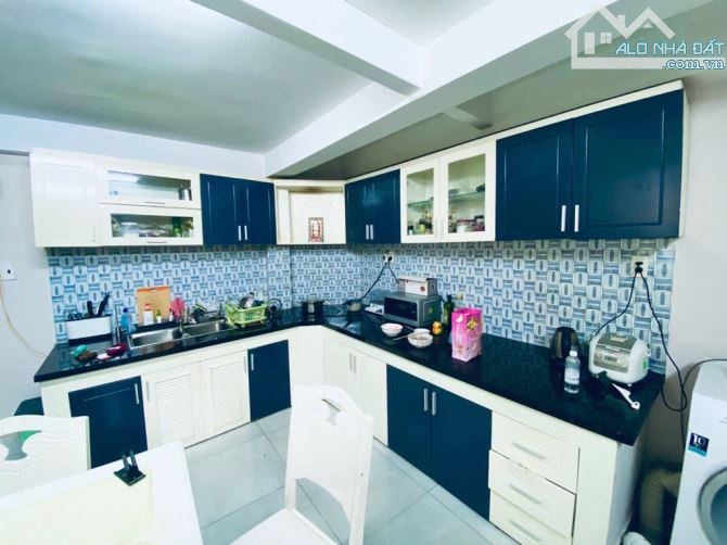 BÁN NHÀ 3 LẦU,55M2 (4.3 x 12)-HXH VÀI BƯỚC RA MT HUỲNH VĂN BÁNH, PN-CHỈ 9.6 TỶ - 4