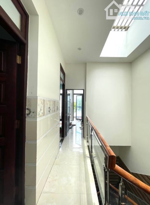 Bán nhà 4 tầng BTCT Song Hành – KDC An Sương – Nguyễn Văn Quá – Quận 12 - 4