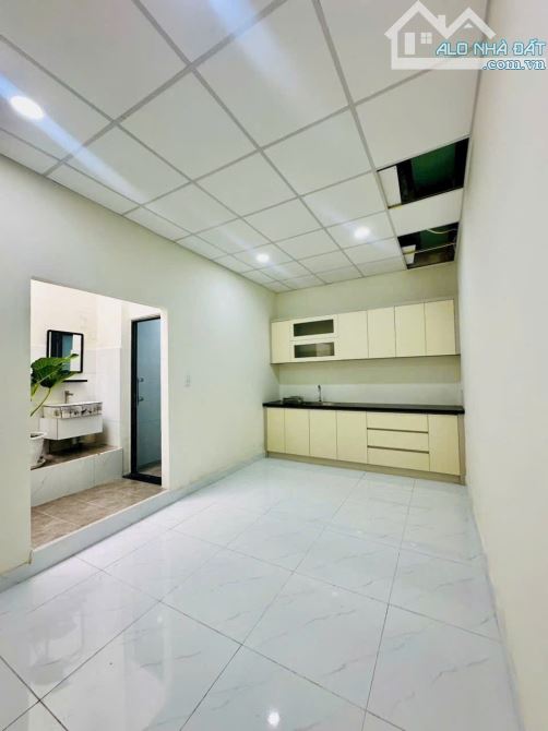 Bán nhà gần trường Ngô Quyền P. Trung Dũng, 5x14 chỉ 2tỷ450 - 4