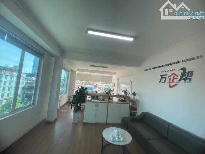 CHO THUÊ VĂN PHÒNG ĐẸP - CĂN GÓC 2 MẶT KÍNH TẠI 151 TRUNG KÍNH, YÊN HOÀ, CẦU GIẤY, HÀ NỘI - 4