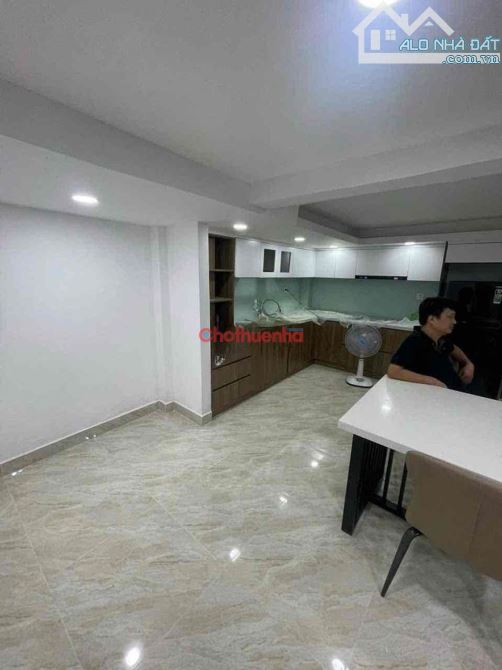 Nhà Hẻm 3 Gác Full NT Hòa Hưng, P.12, Quận 10 | 5 x 5 | Trệt 1 Lầu | 3PN 1WC | Giá 20tr - 4