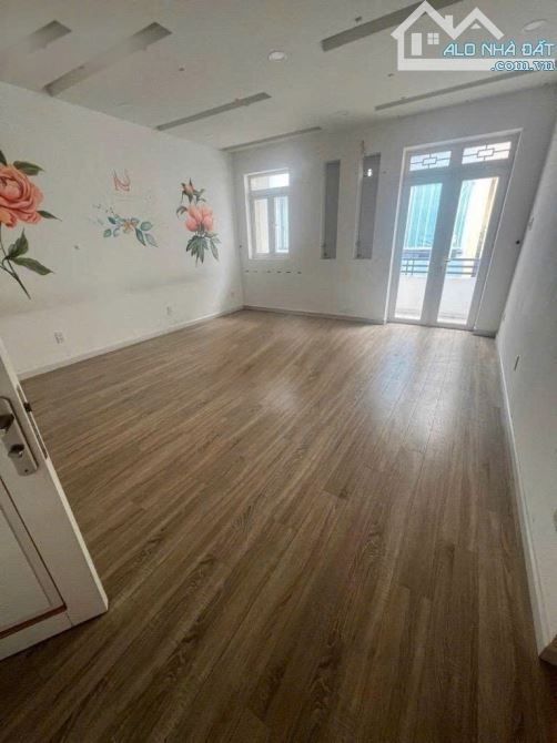 cho thuê mặt tiền Hoa Cúc, Phường Cầu Kiệu, TP Hồ Chí Minh, ngang 5m - 4