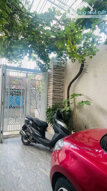 Bán nhà đường Nguyễn biểu gần biển , xe ô tô vào tận nhà, sổ đỏ hoàn công - 4