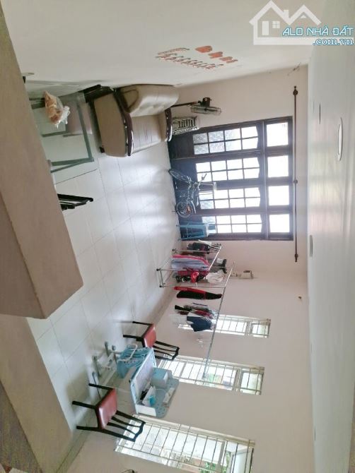 1 Lý Phục Man,Q7. DT:268.1m2, 3Tầng, Ngang 10x 27m, Giá 22 tỷ TL - 4