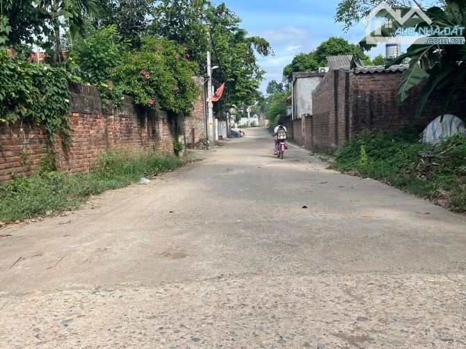 Lô đất trục chính liên thôn cách TL413 vài bước chân, cách trường CĐ GTVT TW1 tầm 1km - 4