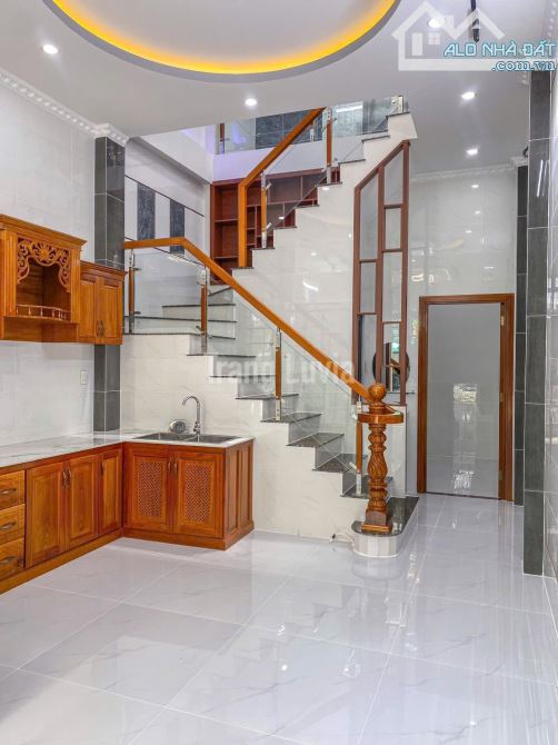 BÁN NHÀ XÂY MỚI ĐẸP KIÊN CỐ HẺM Ô TÔ GẦN CHỢ CẦU VÁN - 4
