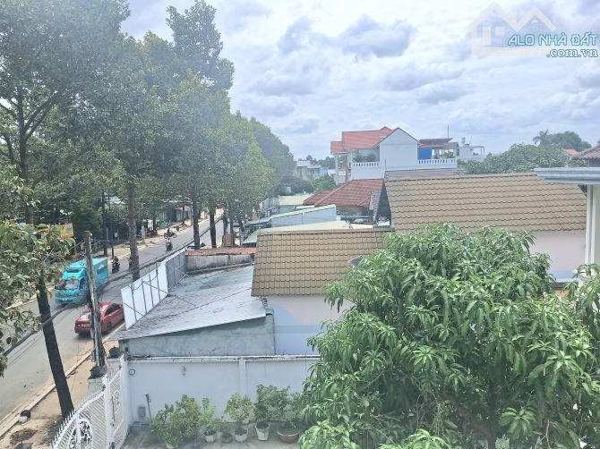 Bán căn nhà 1 trệt , 2 lầu ,  mặt tiền Kinh Doanh mọi ngành nghề Đường Nguyễn Văn Trỗi - 4