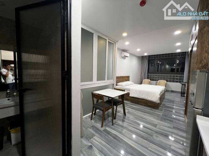 TÀI SẢN SINH LỢI - Tòa Nhà CHDV -59 Võ Văn Tần | DT: 9X 28m, Hầm,8 Tầng| TN: 2,1tỷ/năm - 4