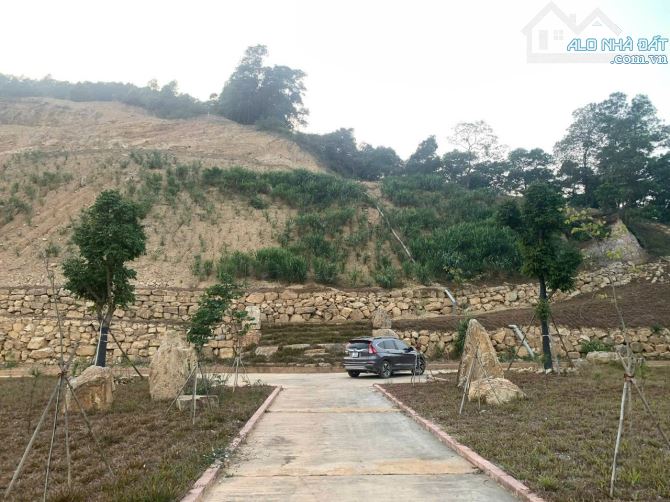 BÁN KHUÔN VIÊN NGHỈ DƯỠNG KHÔNG CÒN MẢNH THỨ HAI, VIEW NHÌN RA HỒ C5 VÀ KHU CNC HOÀ LẠC. - 4