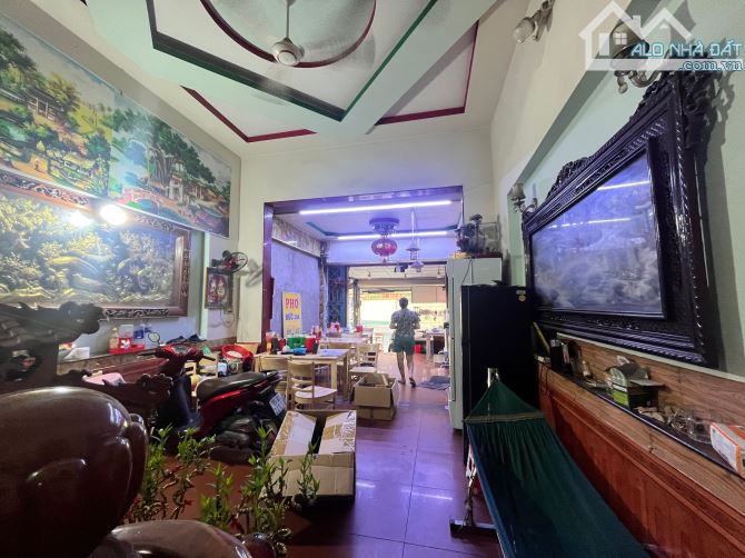 BÁN NHÀ MẶT TIỀN NGUYỄN ẢNH THỦ - KD ĐỈNH 4 TẦNG CHỈ HƠN 10 TỎI QUÁ RẺ KHÔNG CÓ CĂN THỨ 2 - 2