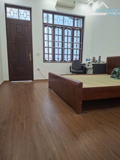 🌺🌺🌺 🏡 RỘNG, RẺ, DUY NHẤT 1 CĂN 60 m2, giá chỉ 6,7 tỷ. Chốt ngay ạ. Thanh Am, Long Biên - 4