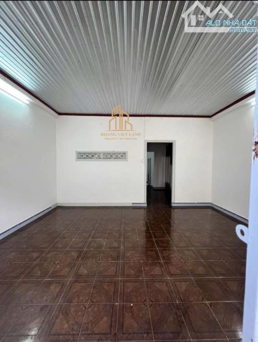 BÁN NHÀ HẺM NGUYỄN VĂN CỪ - GẦN VÒNG XOAY - DT:5,5x12m - 4