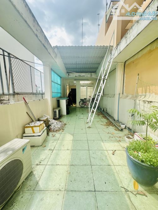 NHÀ MẶT TIỀN KINH DOANH SẦM UẤT Đ. 3 THÁNG 2, Q.11, 49M2, 5TẦNG, 6PN, 5WC. GIÁ 17.5 TỶ TL. - 4