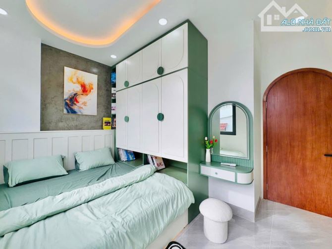 Sang nhượng nhà 68m2 xây 3 tầng đường Tôn Đản,Q4 giá 3tỷ100. Gần chợ 200. Hẻm 5m. Sổ sẵn - 4