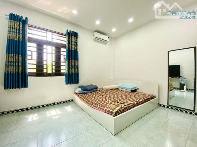 MẶT TIỀN KHU TÊN LỬA BÌNH TÂN - 100M²(5 x 20) - 4 TẦNG - 6PN - SHR, HOÀN CÔNG - 4