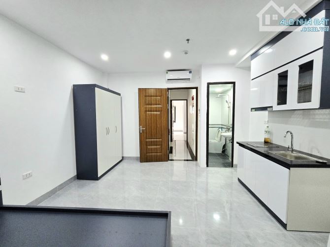 BÁN CCMN TRẦN CUNG 50M*6T*MT 4.2M NGÕ THÔNG, OTO ĐỖ CỬA, THANG MÁY, DT 60TR/TH - 16.3 TỶ - 4