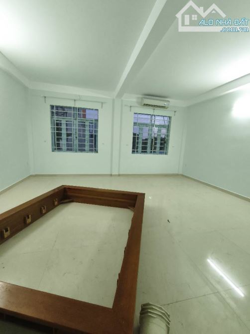 Nhà 4 tầng 1/ đường LÊ THỊ RIÊNG, phường THỚI AN, Q12, dt 112,8m2 (6mx21m), Đường 10m - 4
