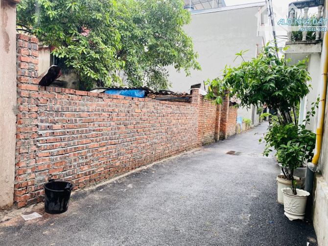 Mặt Bằng - Chủ Đã Xây Xong - Đất Đẹp Mặt Tiền 6m - Ô Tô vào Đất Địa chỉ :Dục Tú - Đông Anh - 4