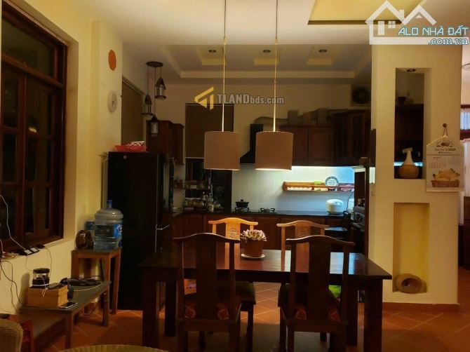Bán biệt thự sân vườn Đà Lạt có view Thông thích hợp an cư nghỉ dưỡng - 4