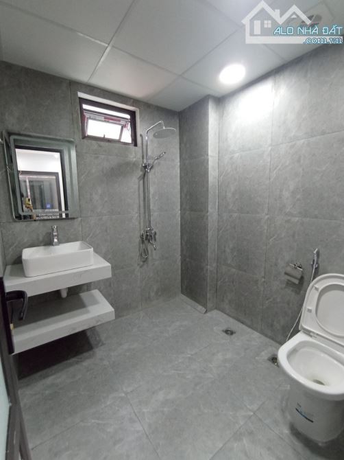 Bán nhà 5 tầng Trạm Trôi Hoài Đức. Đơn lập 32m2 cạnh chợ Giang Xá. Nội thất 99% vào ở NGAY - 4
